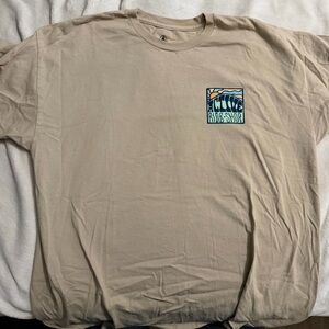 Active USA Beige Graphic T-Shirt
